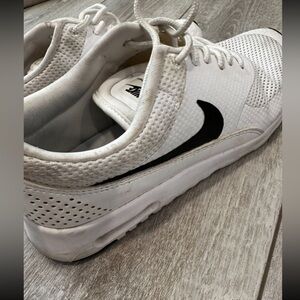 Nike Air Max Thea White Sneakers Sz 7.5 women’s